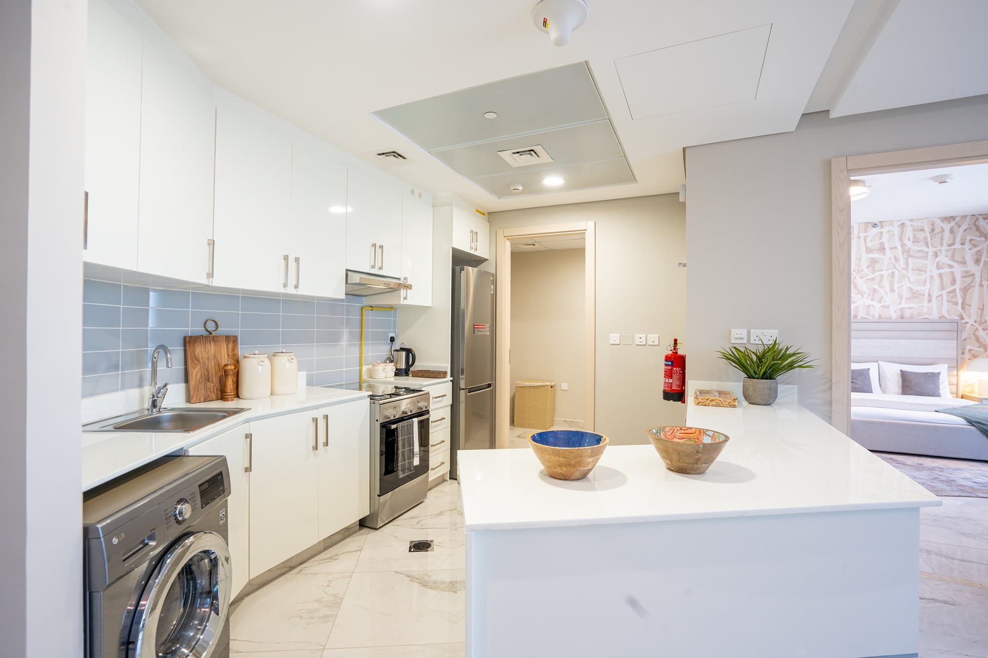 Luxurious Furnished Apt | High Floor | 0 Commi, 8