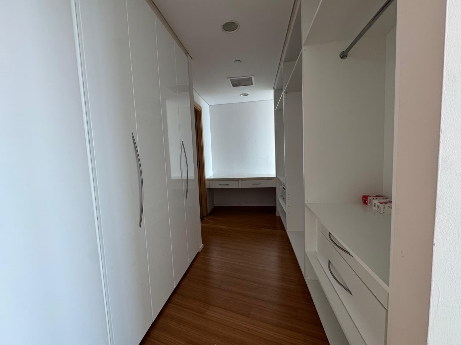 Full Sea View | Spacious 3BR | Prime Location, 7