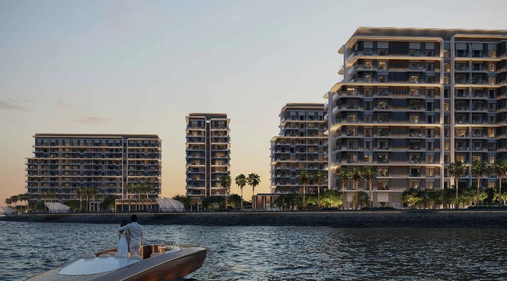 Exceptional Waterfront Living | Elegant Finishes, 11