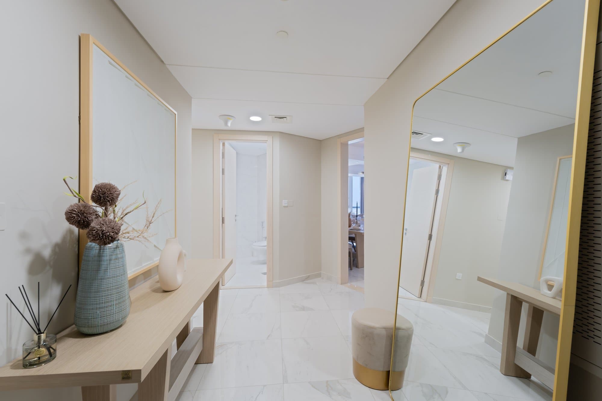 0 Commission | Luxurious Apartment | Vacant, 7