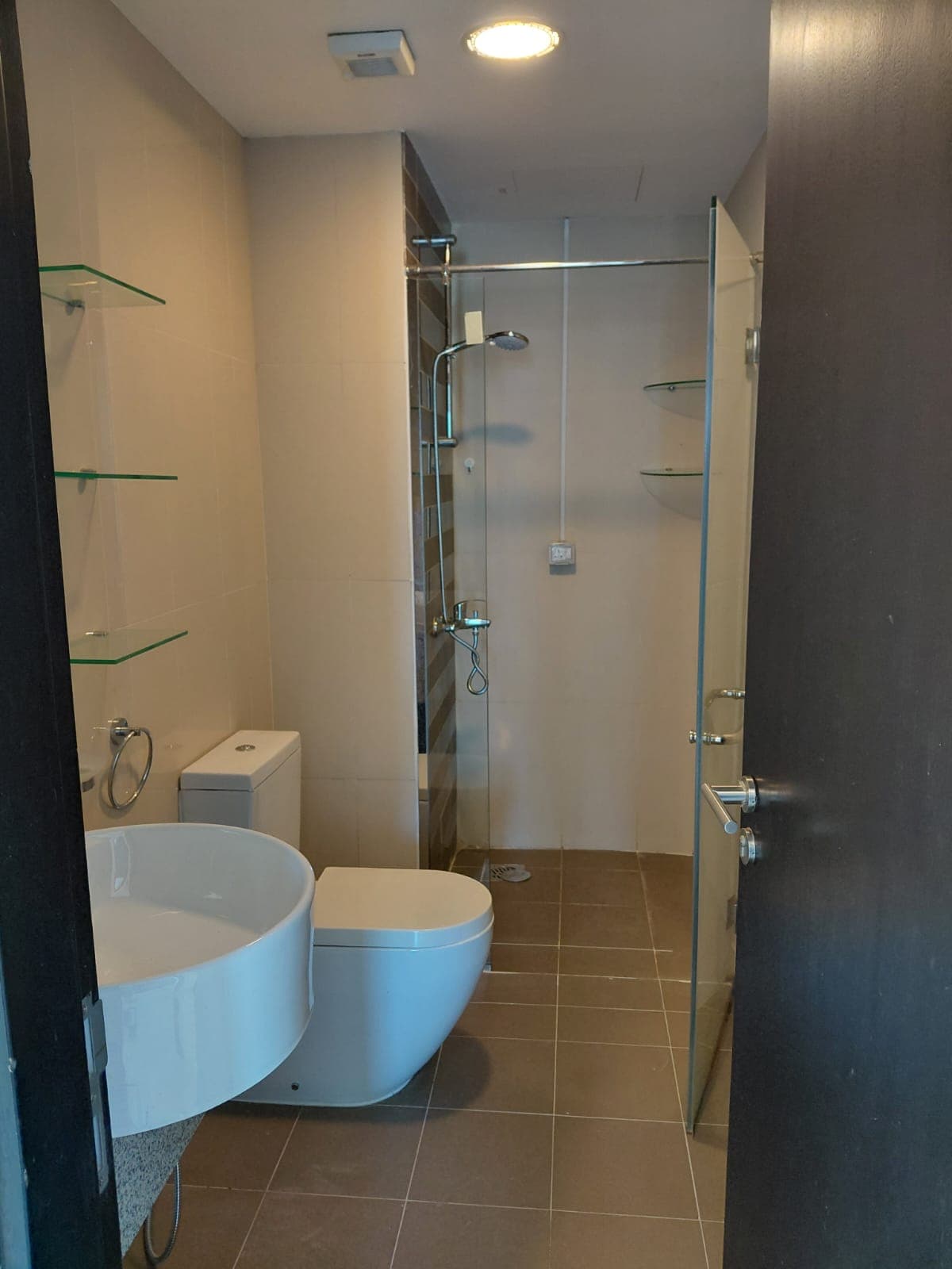 High Floor | Spacious 2BR | Prime Location, 7