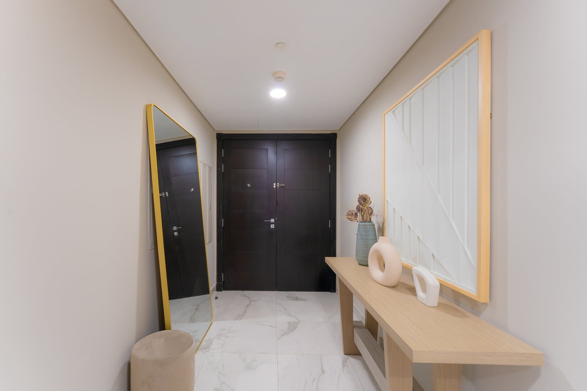 0 Commission | Luxurious Apartment | Vacant, 15