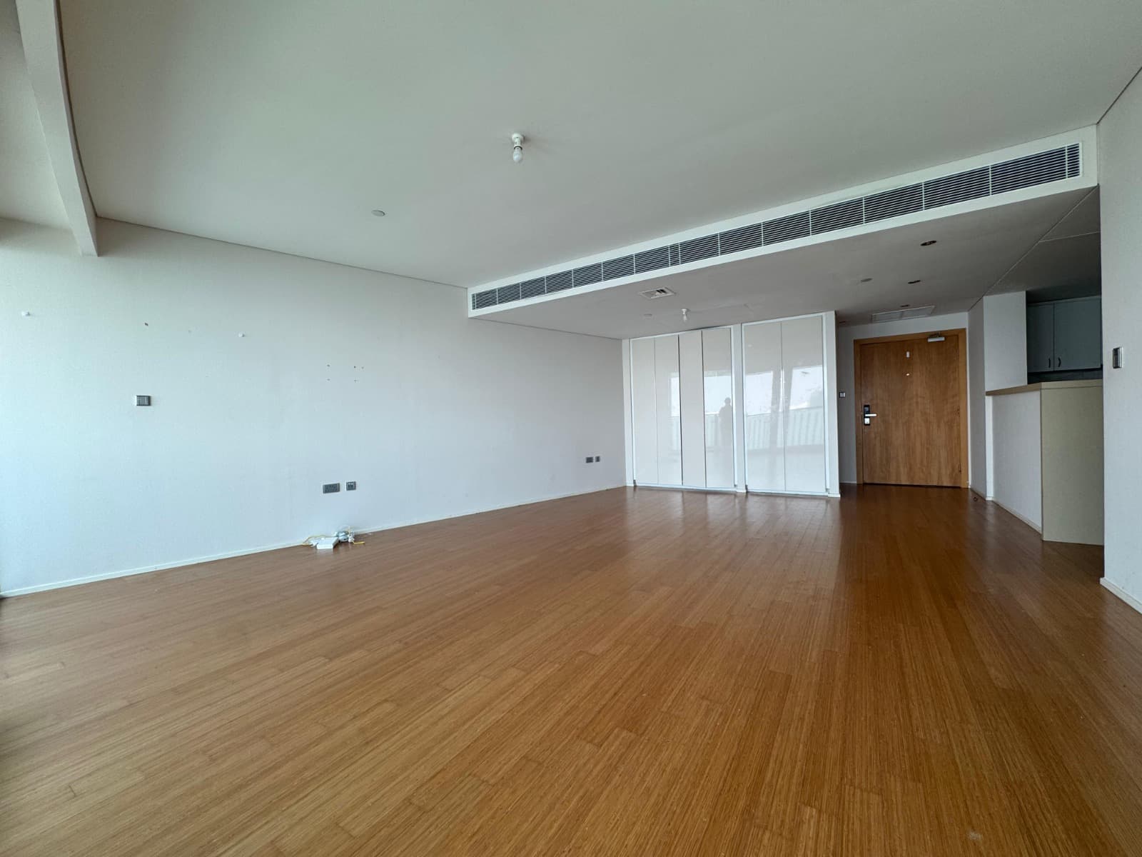 Full Sea View | Spacious 3BR | Prime Location, 4