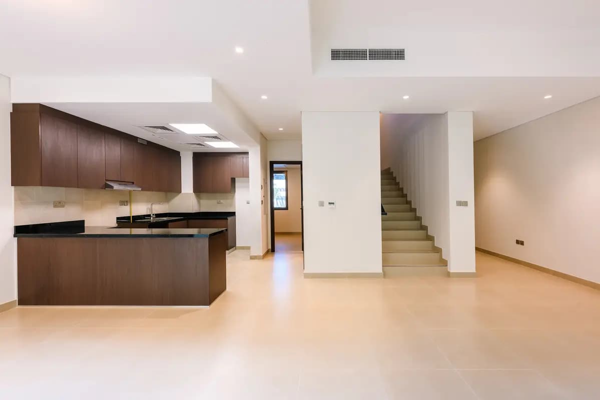 Elegant 3BR+M | Modern Living | Ready to move — 3
