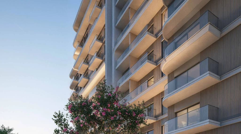 Exceptional Waterfront Living | Elegant Finishes, 10