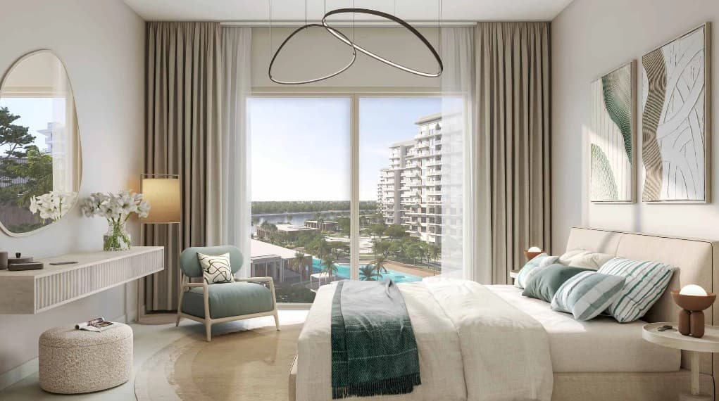 Exceptional Waterfront Living | Elegant Finishes, 2