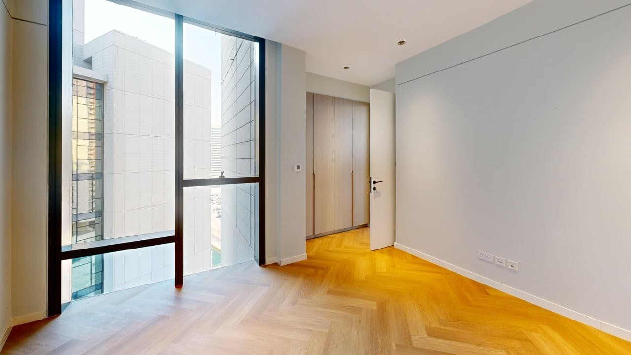 Modern 2BR | Canal View | Prime Location, 2