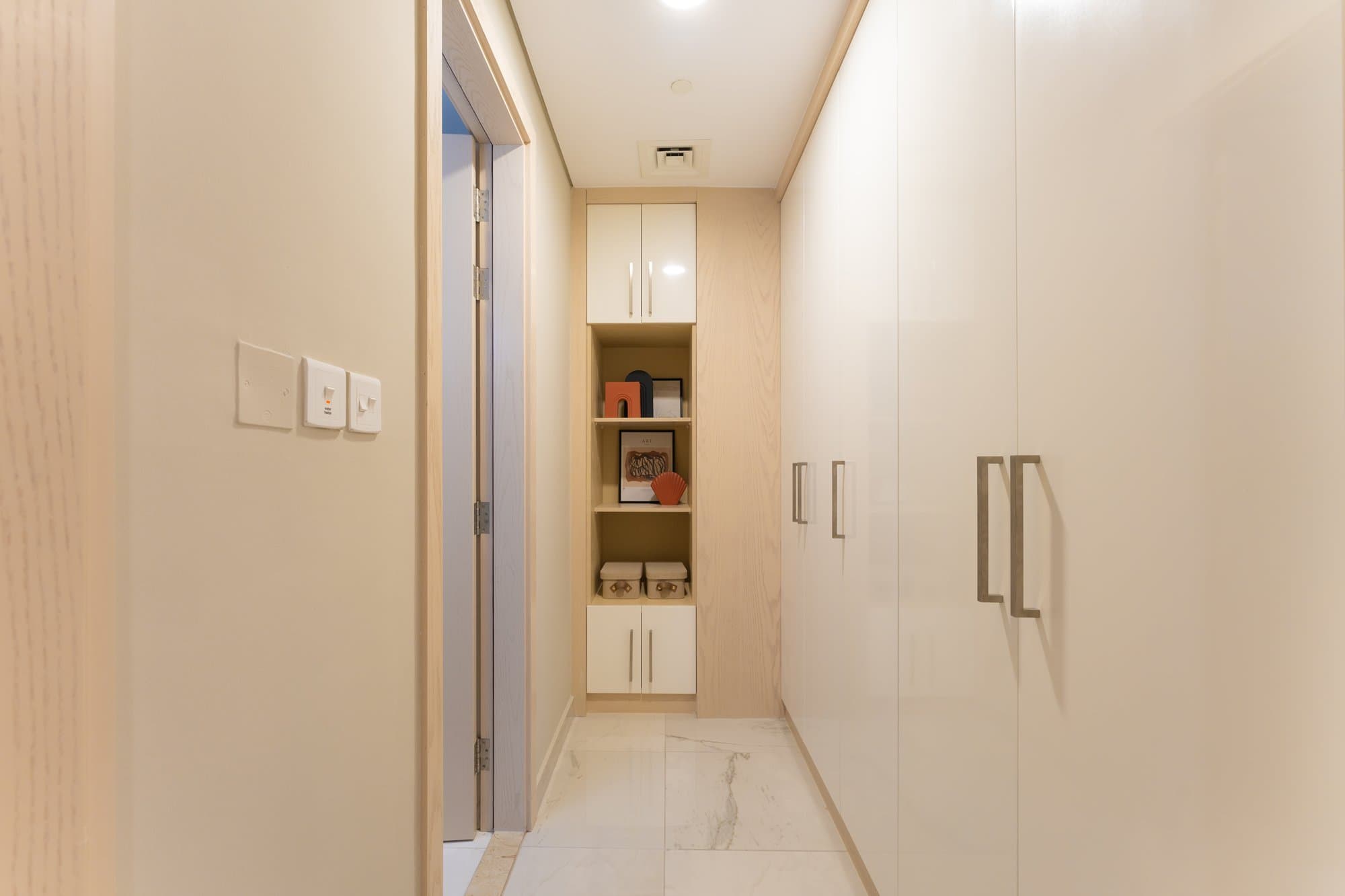 0 Commission | Luxurious Apartment | Vacant, 9