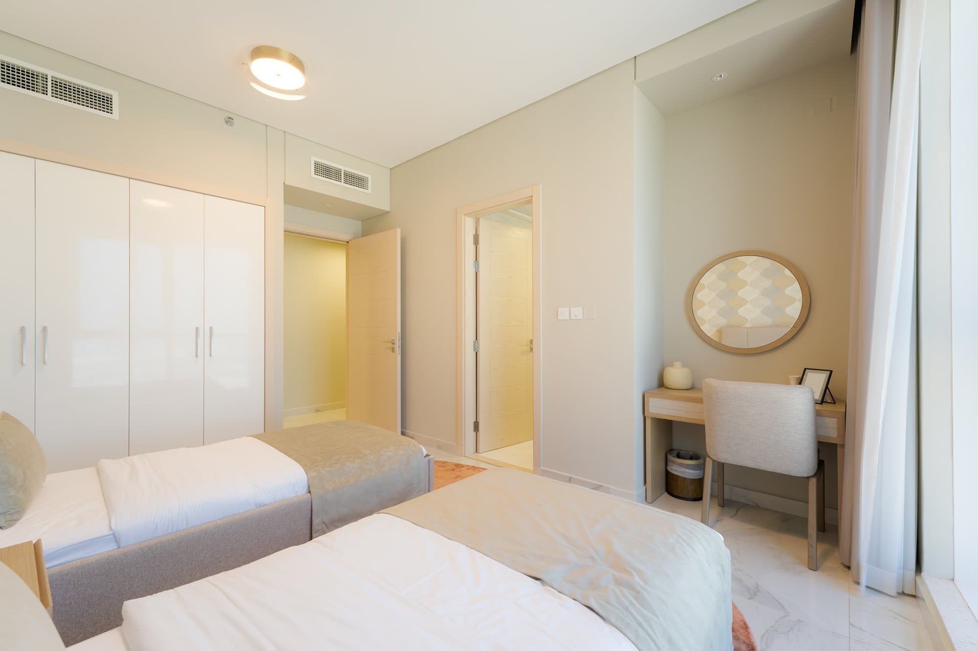 0 Commission | Luxurious Apartment | Vacant, 8