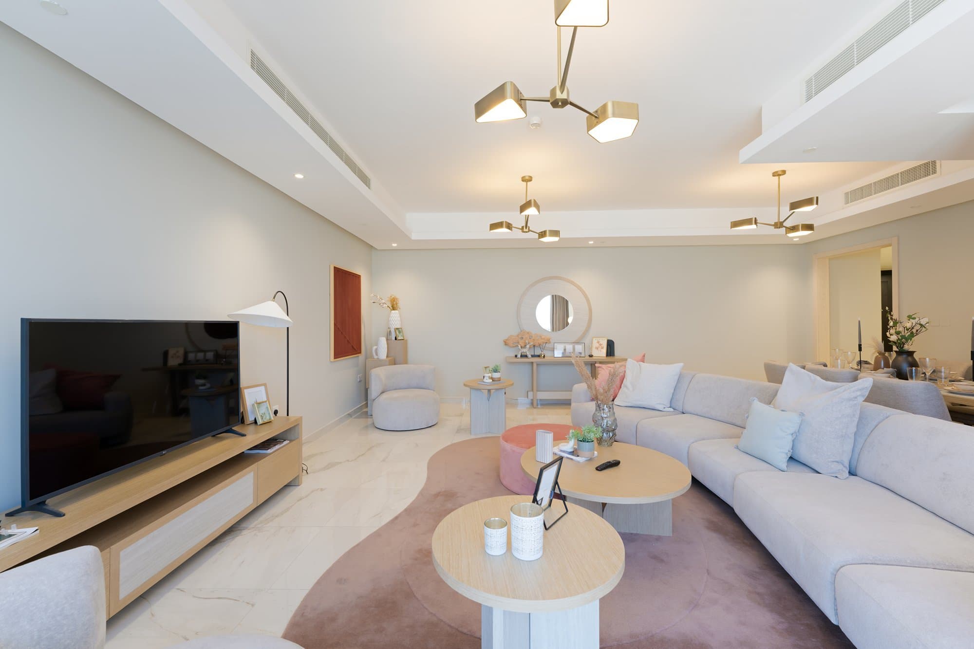 0 Commission | Luxurious Apartment | Vacant, 2