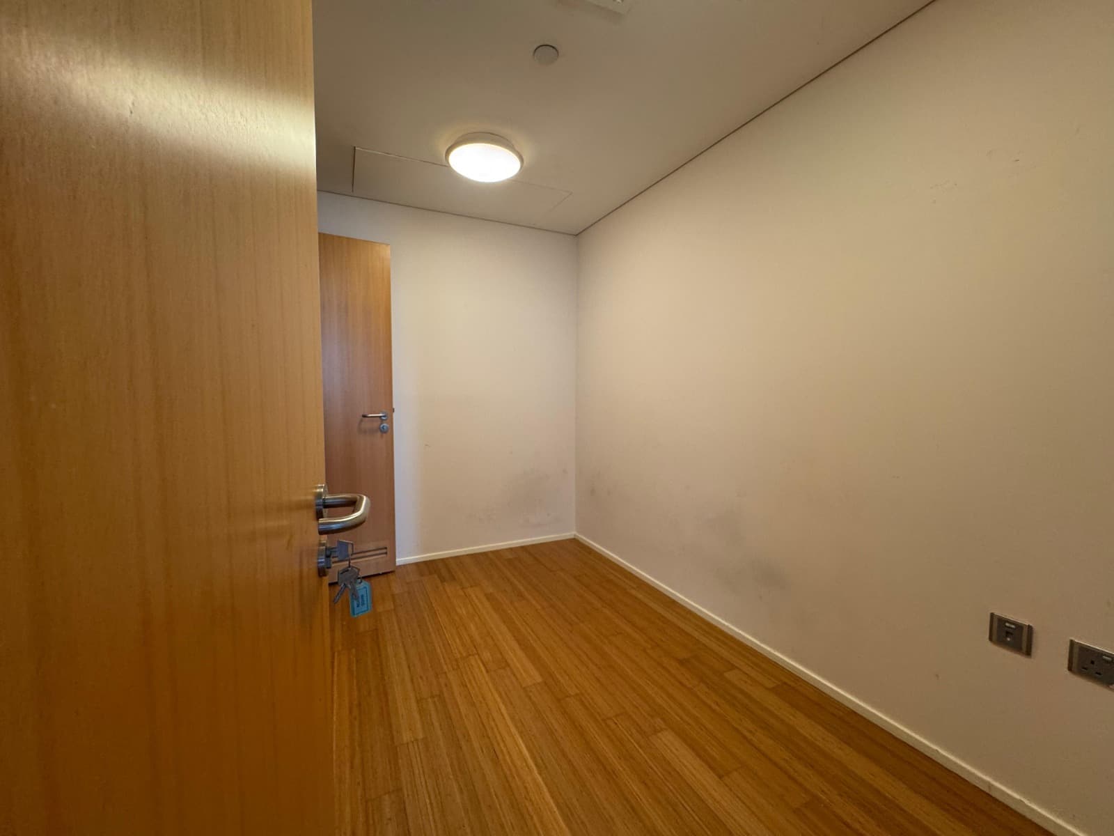 Full Sea View | Spacious 3BR | Prime Location, 5