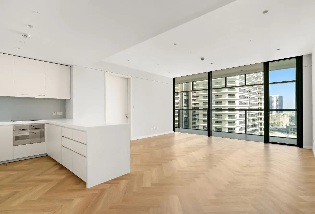 Stunning 1BR | Canal View | Prime Location