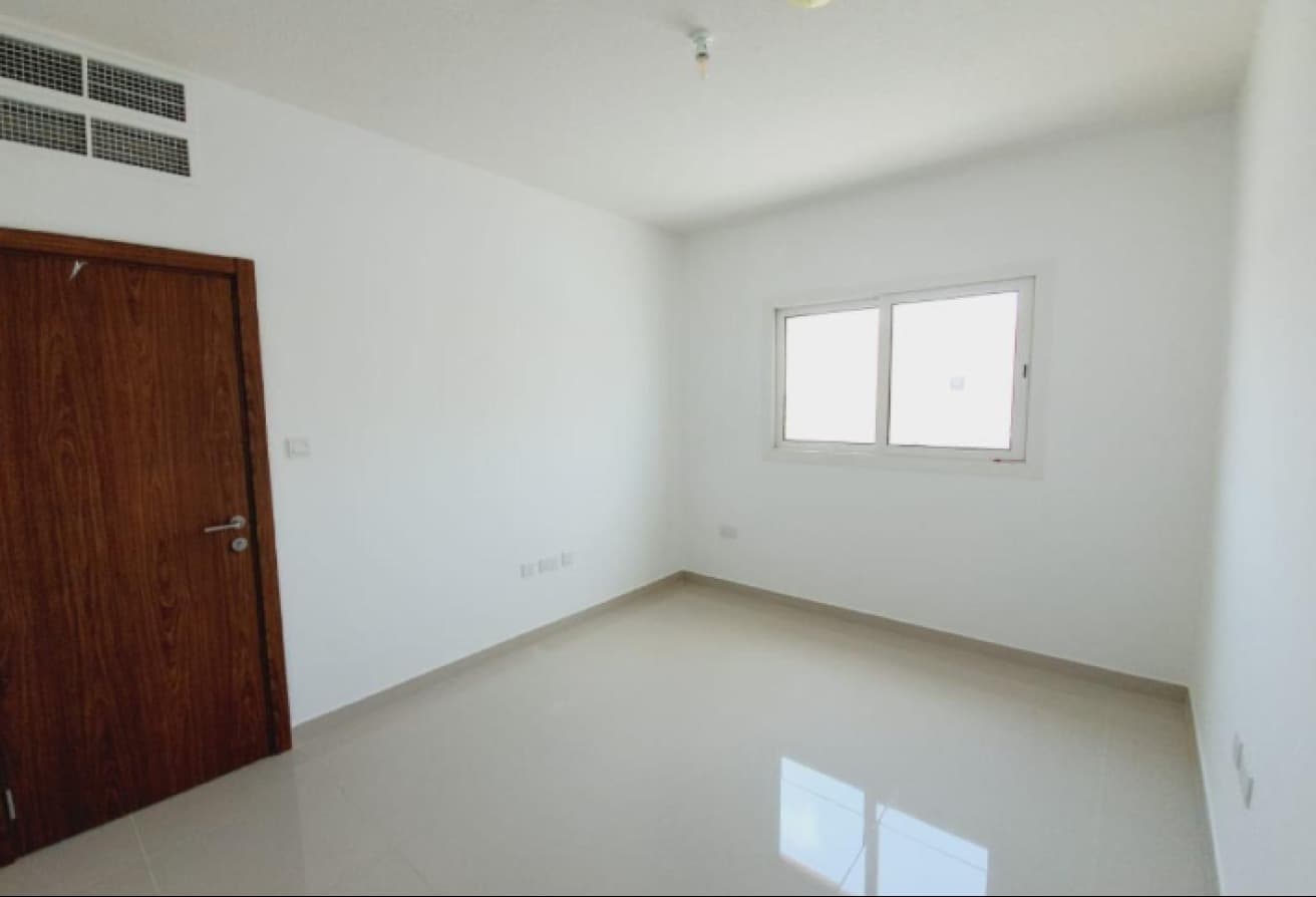 Single Row | Corner Unit | Peaceful Community — 6
