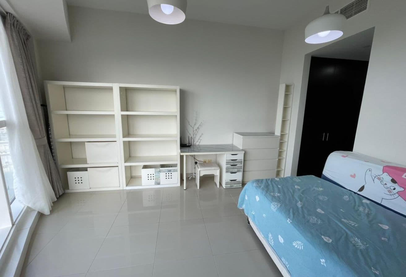 Furnished Unit | Mangrove View | High Floor — 9