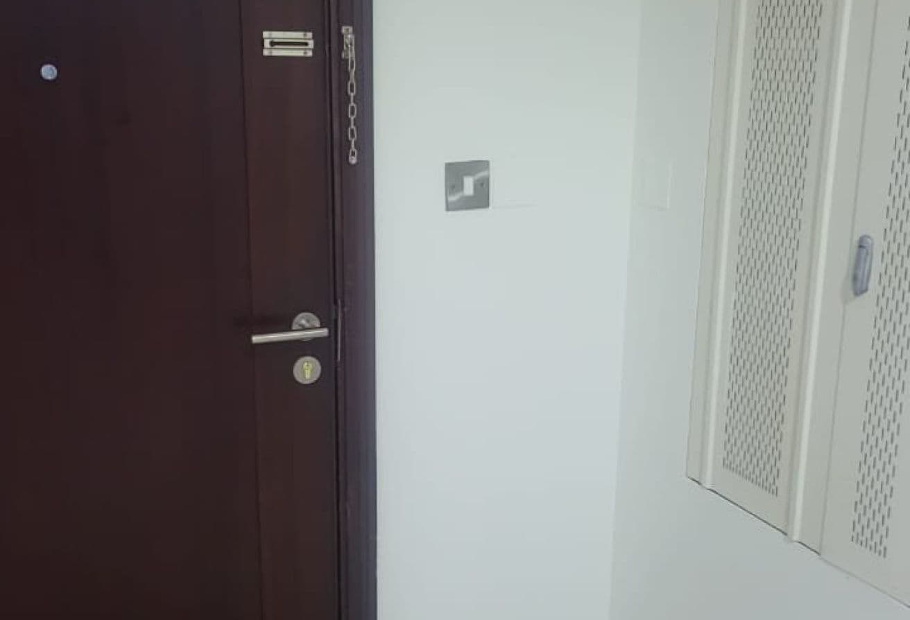 Charming Studio | Great Location | Ready to move — 9