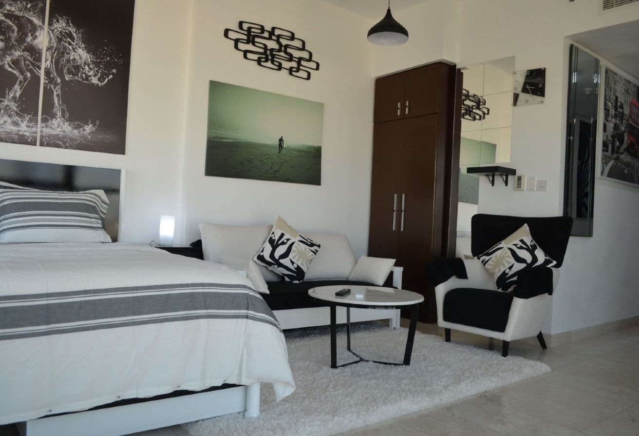 Charming Studio | High Floor | Stunning Views — 9