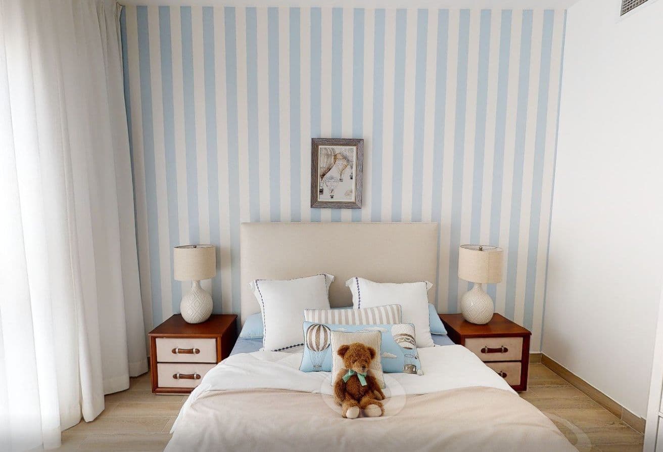 Fully Furnished | Elegant 3BR+M | Ideal Location — 4