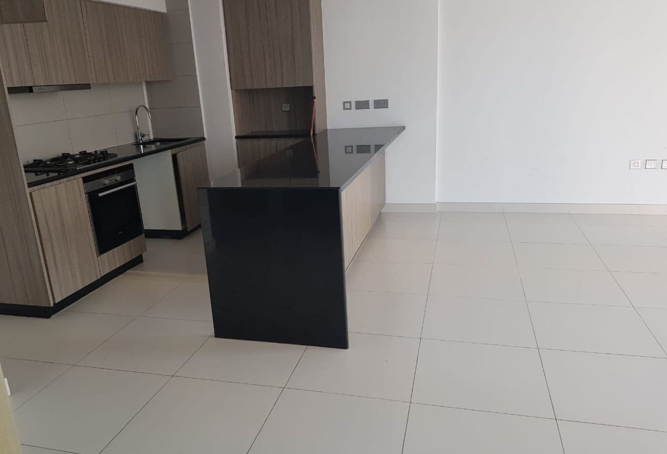 Stunning 1BR | Pool View | Prime Location — 3