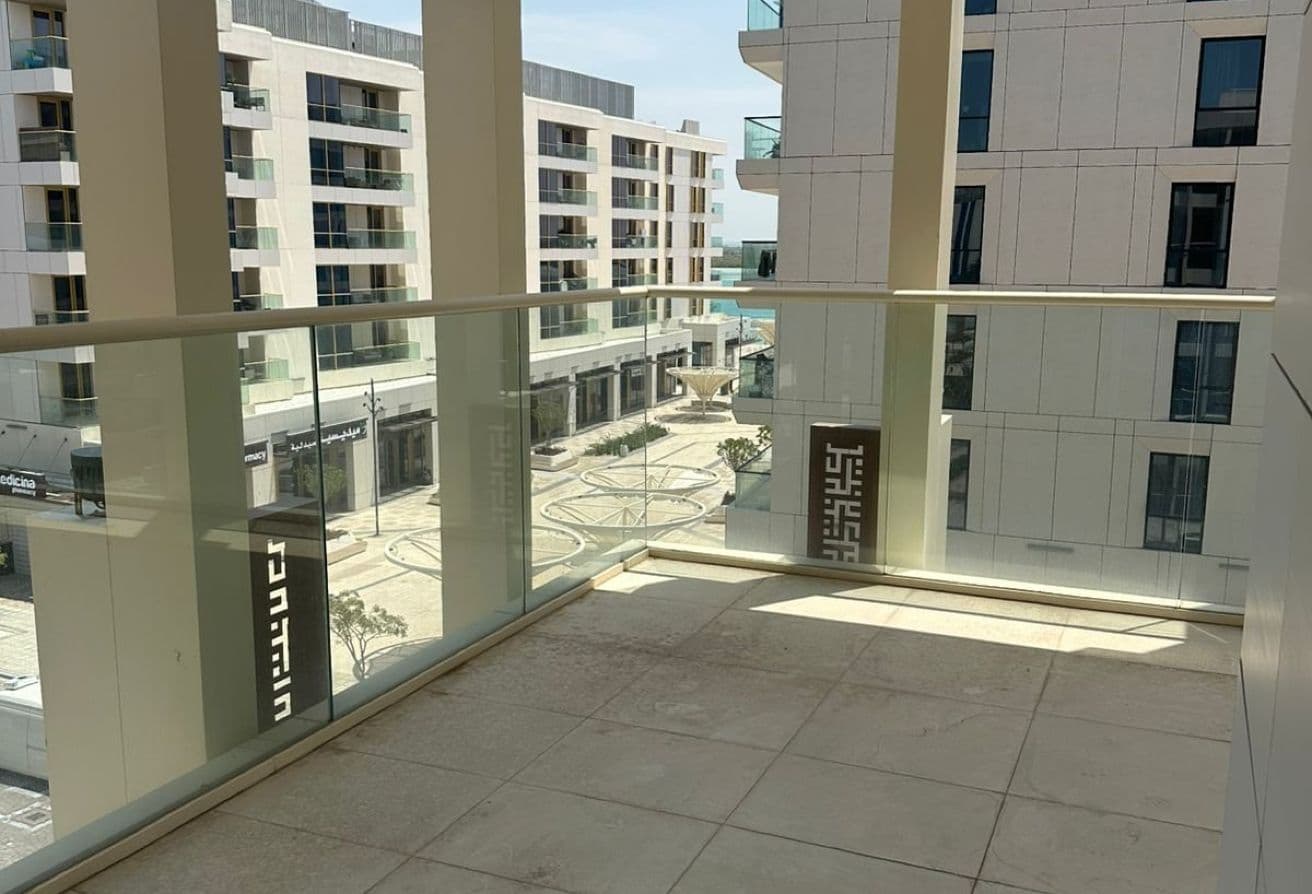 Beach Access | Huge Apartment | Partial Sea View — 21