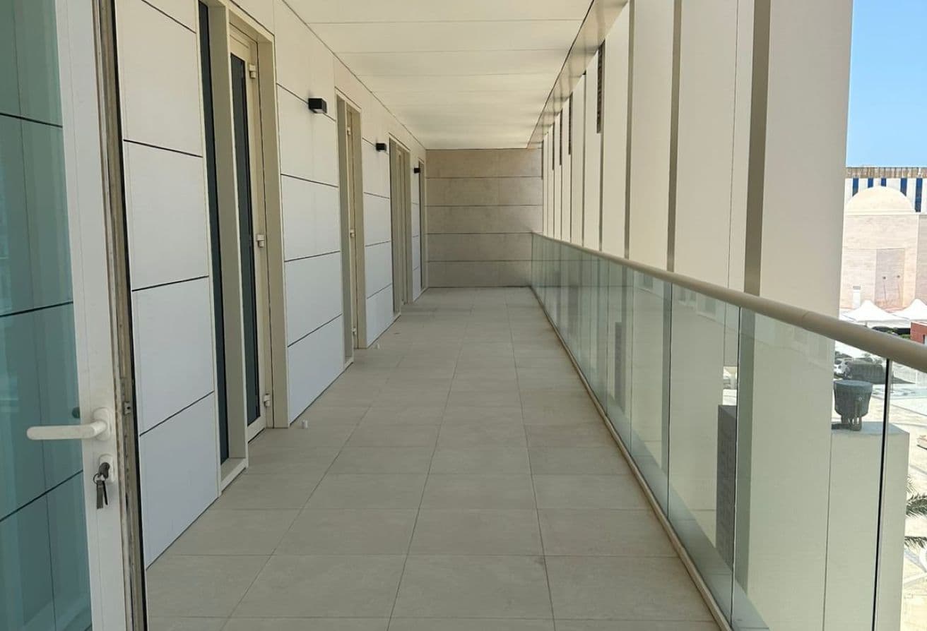 Beach Access | Huge Apartment | Partial Sea View — 22