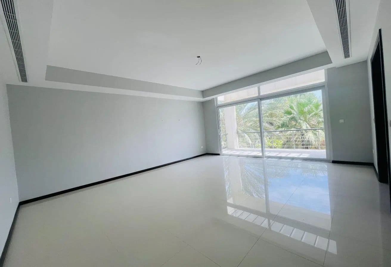 Private Pool | Fully Fitted Kitchen | Stand Alone — 4