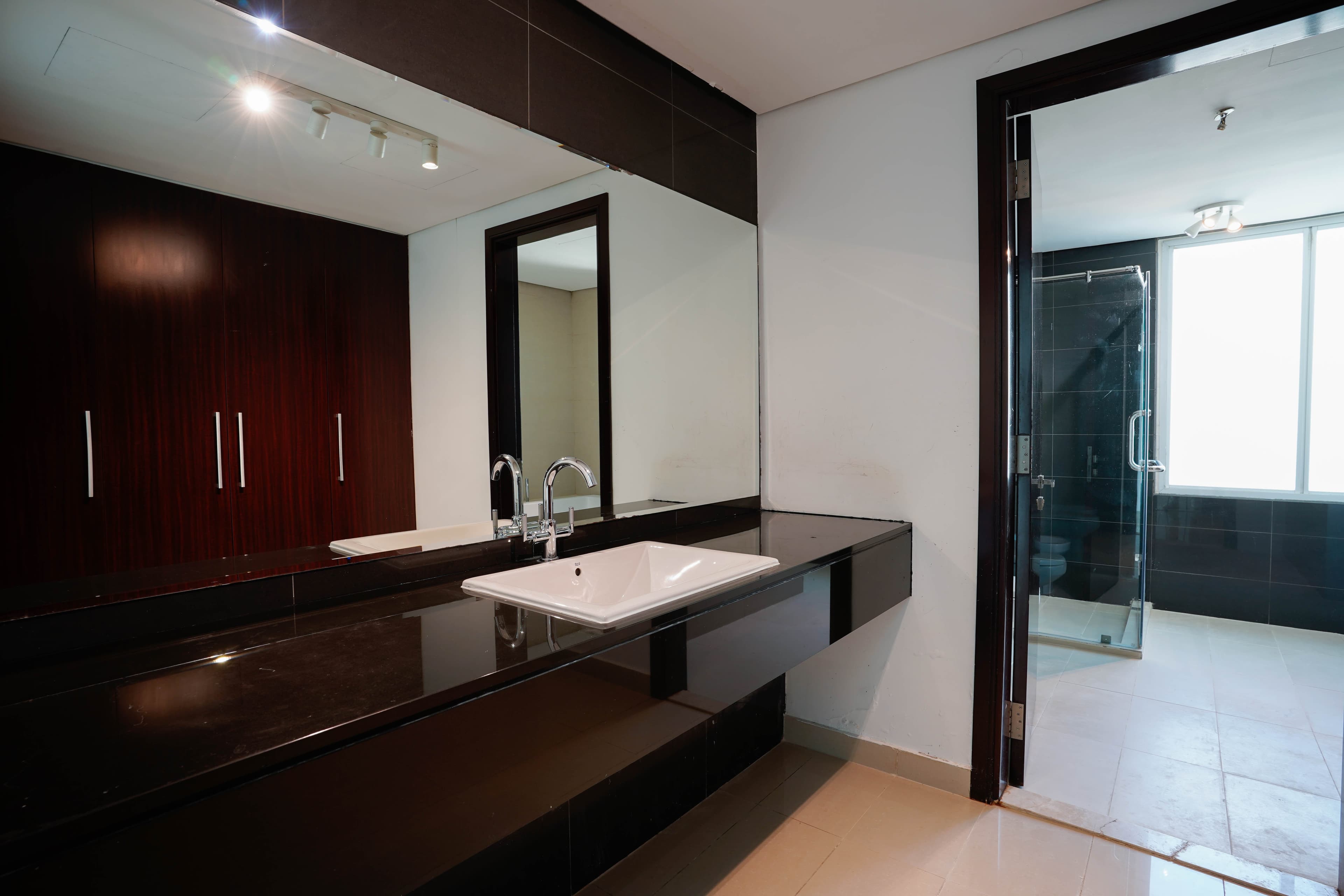 Huge Luxury 4BR+M | Stunning View | Ideal Location — 21