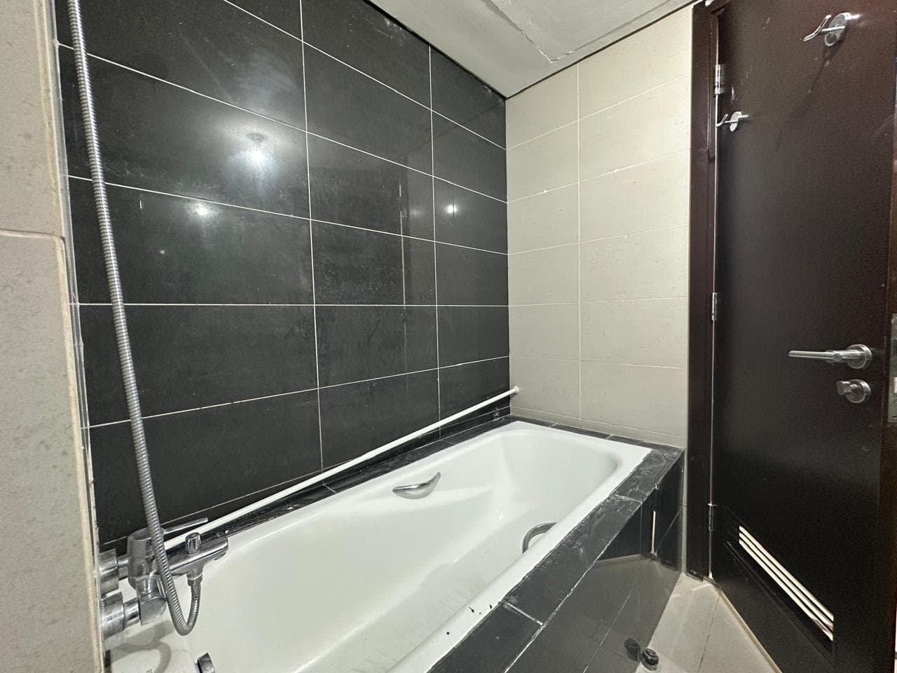 Elegant 2BR | Stunning Sea View | Prime Area — 18