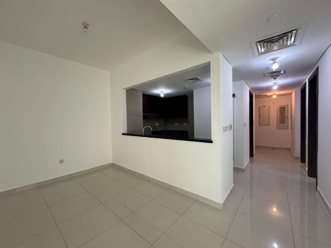 Elegant 2BR | Stunning Sea View | Prime Area — 9