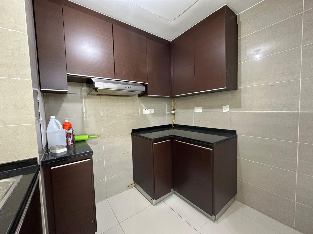 Elegant 2BR | Stunning Sea View | Prime Area — 12