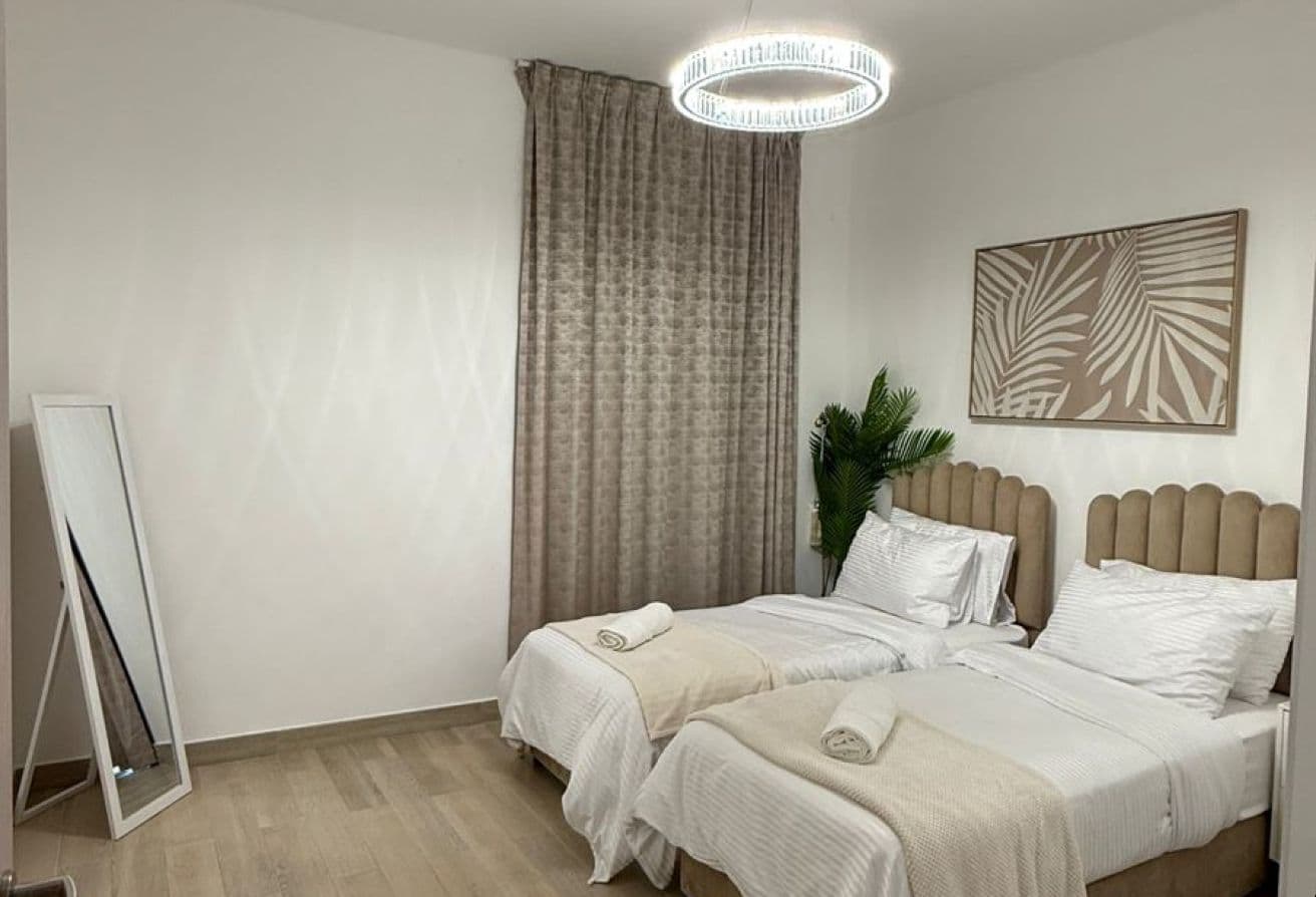 Full Canal View | High Floor | Furnished Apt — 2