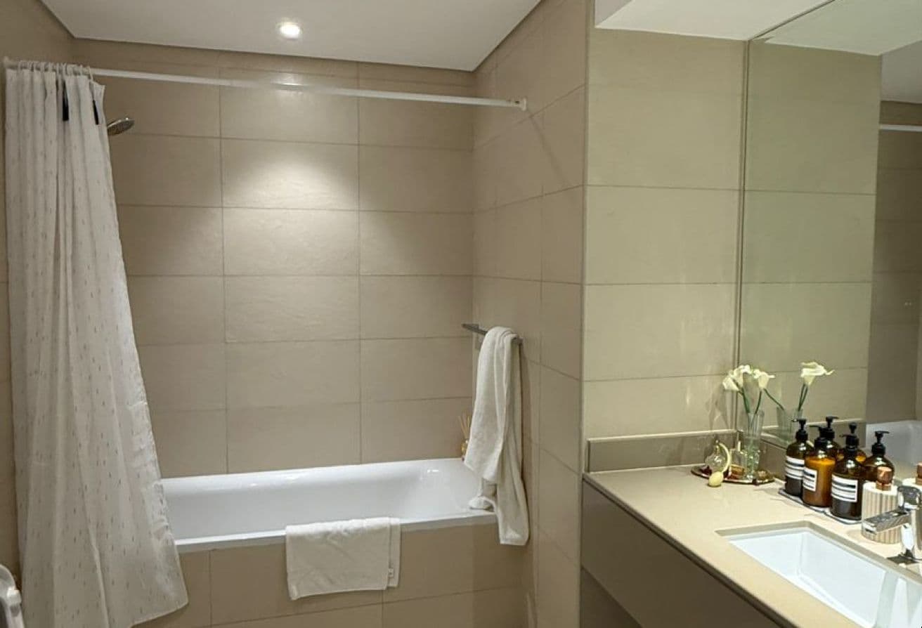 Full Canal View | High Floor | Furnished Apt — 7