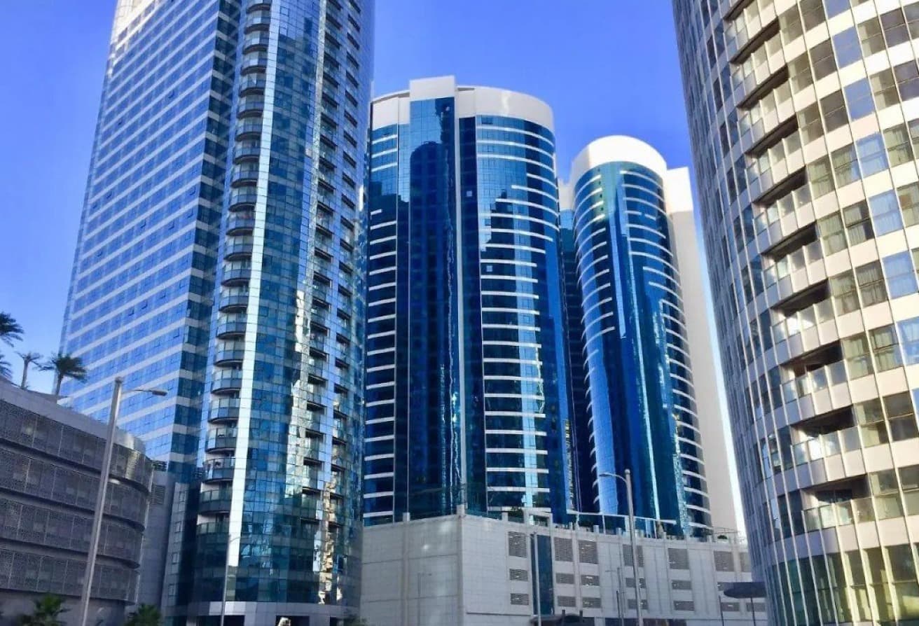 Fully Furnished | Elegant 2BR | Prime Location — 6