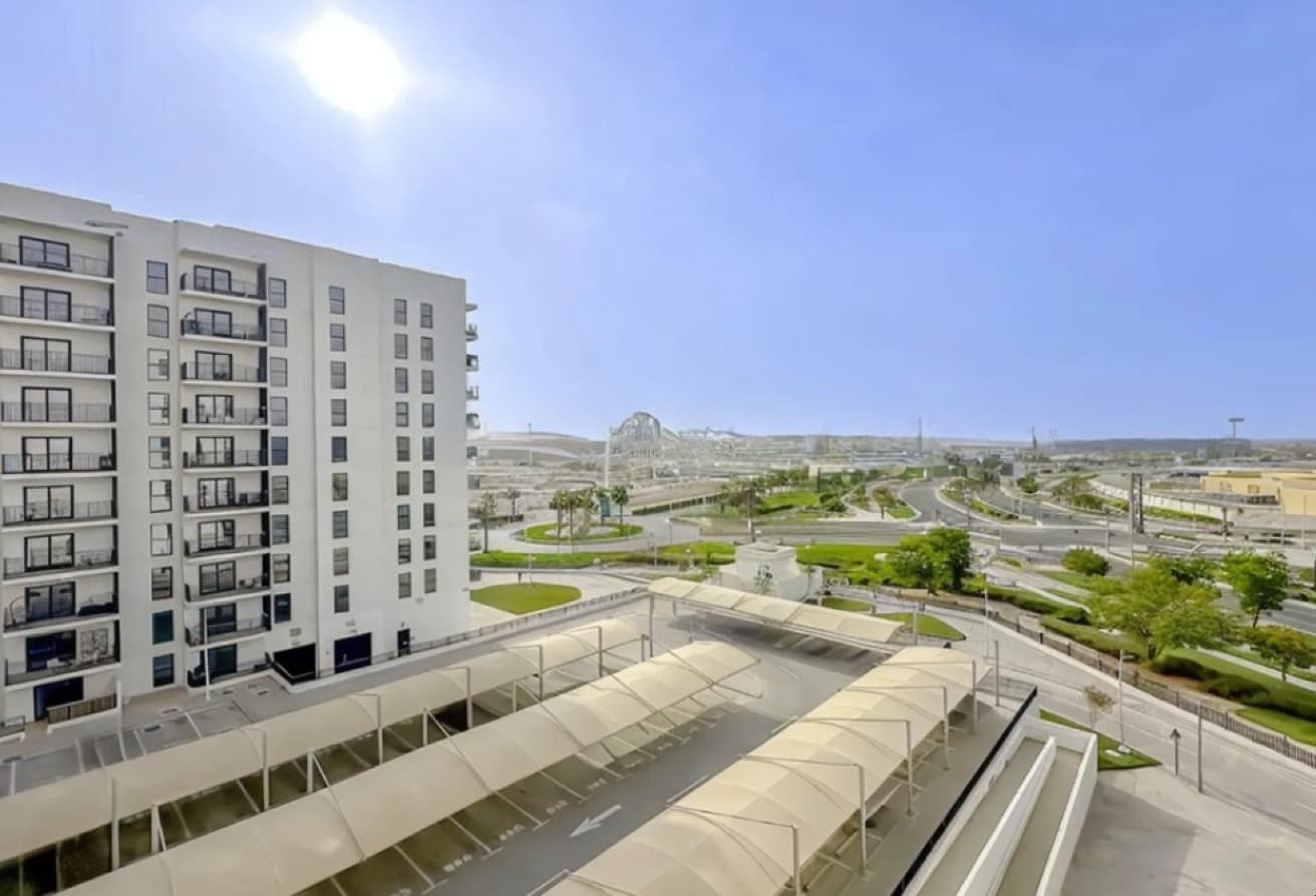 Elegant Studio | Furnished | Canal View — 10