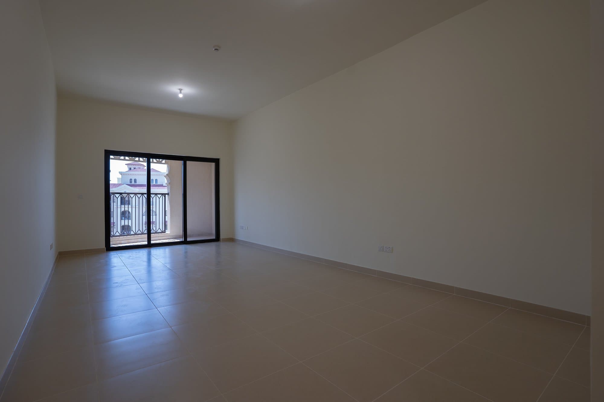 Partial Sea View | Spacious Apartment | Vacant — 3