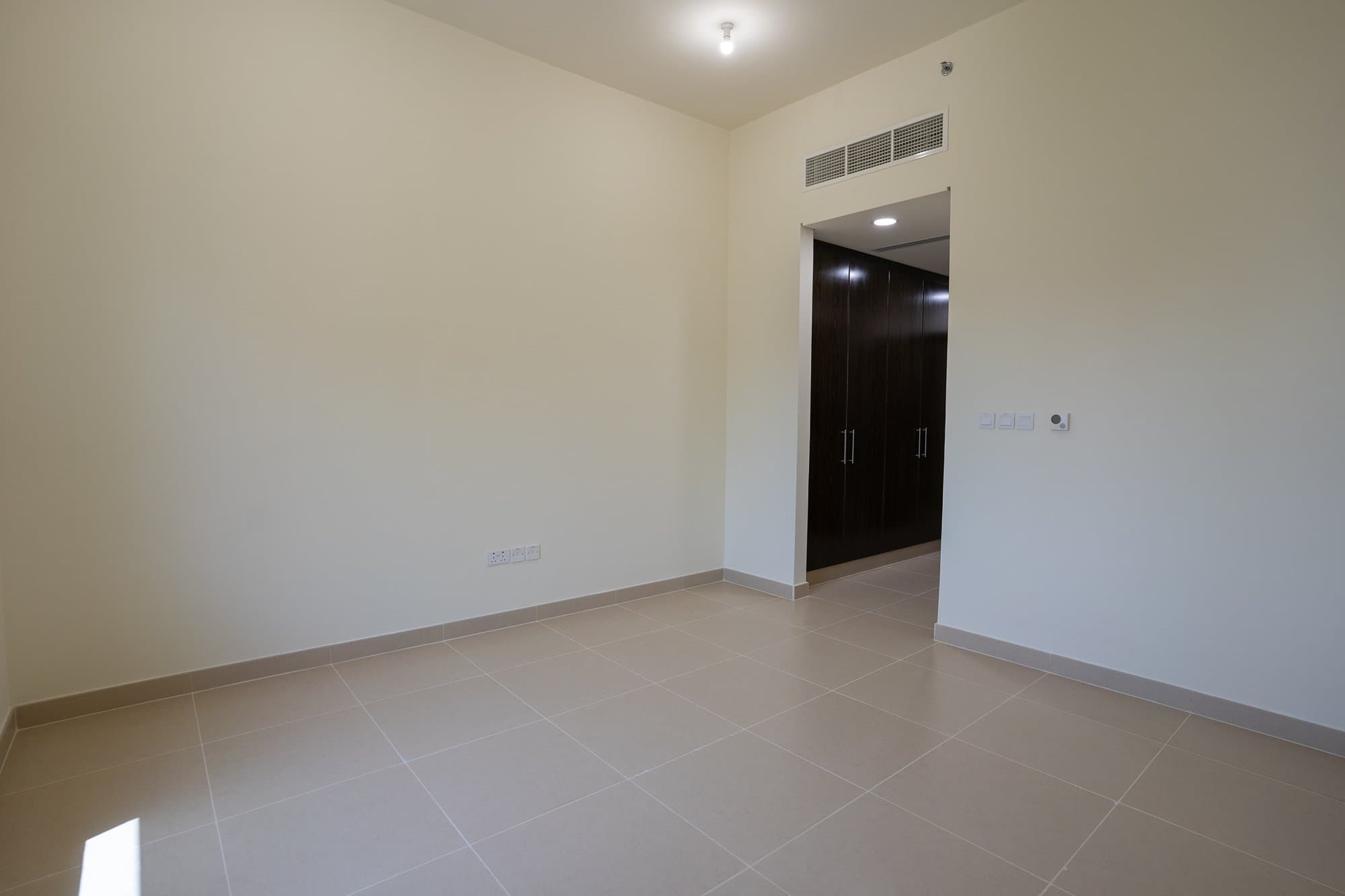 Partial Sea View | Spacious Apartment | Vacant — 6