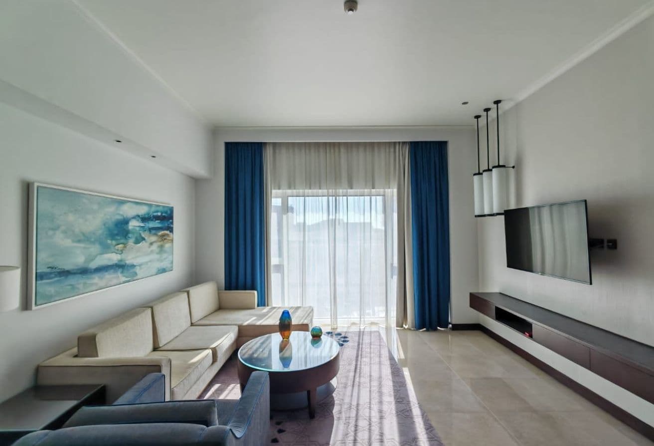 Fully Furnished | Sea View | Luxury Living — 3