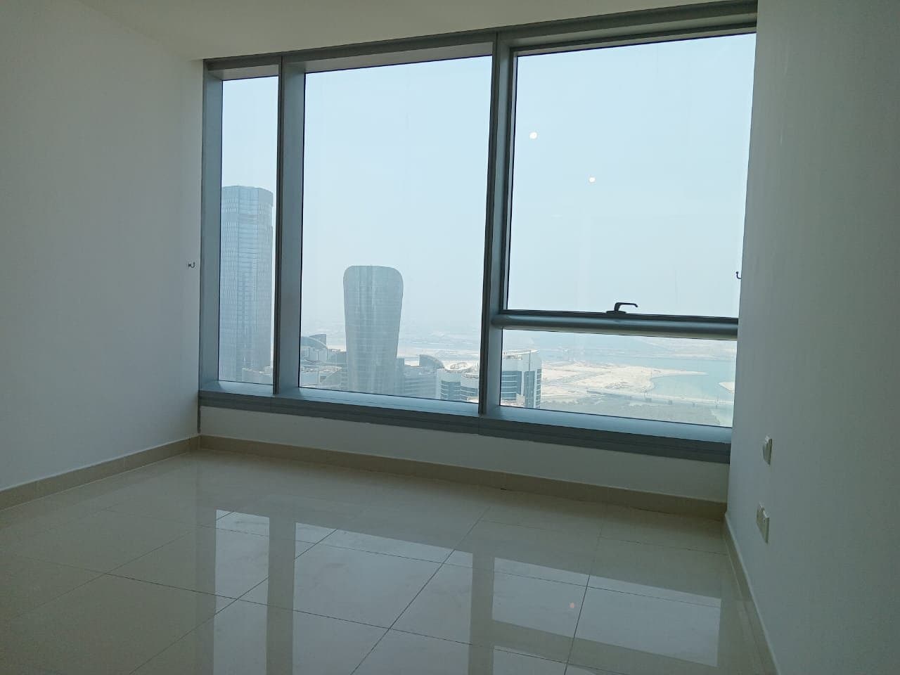 Stunning 2BR | High Floor | Prime Location — 15