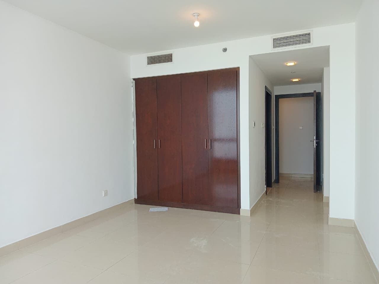 Stunning 2BR | High Floor | Prime Location — 11
