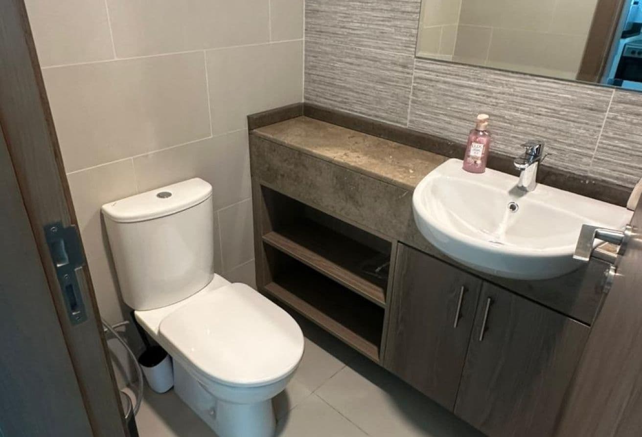 Furnished |Sea view |Prime Location — 8