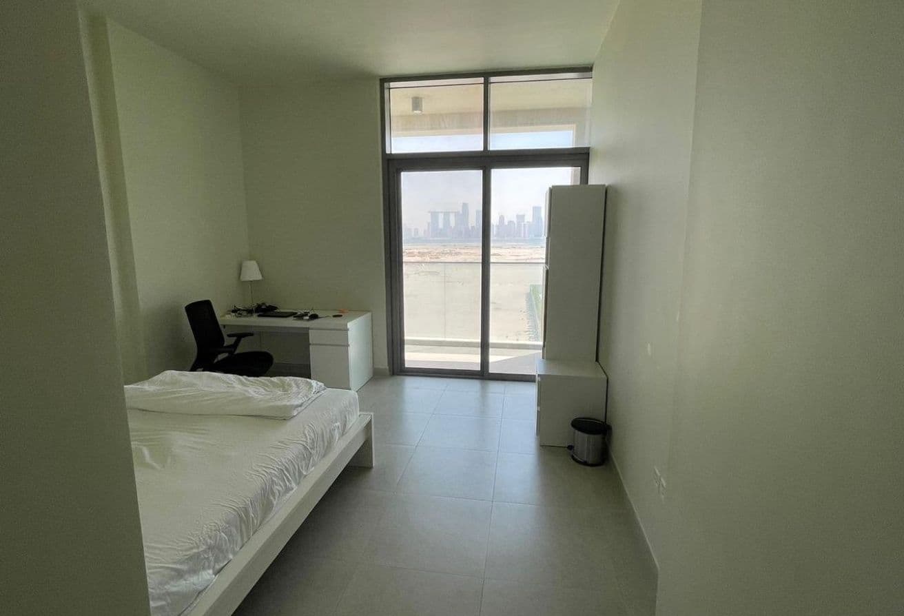 Furnished |Sea view |Prime Location — 2