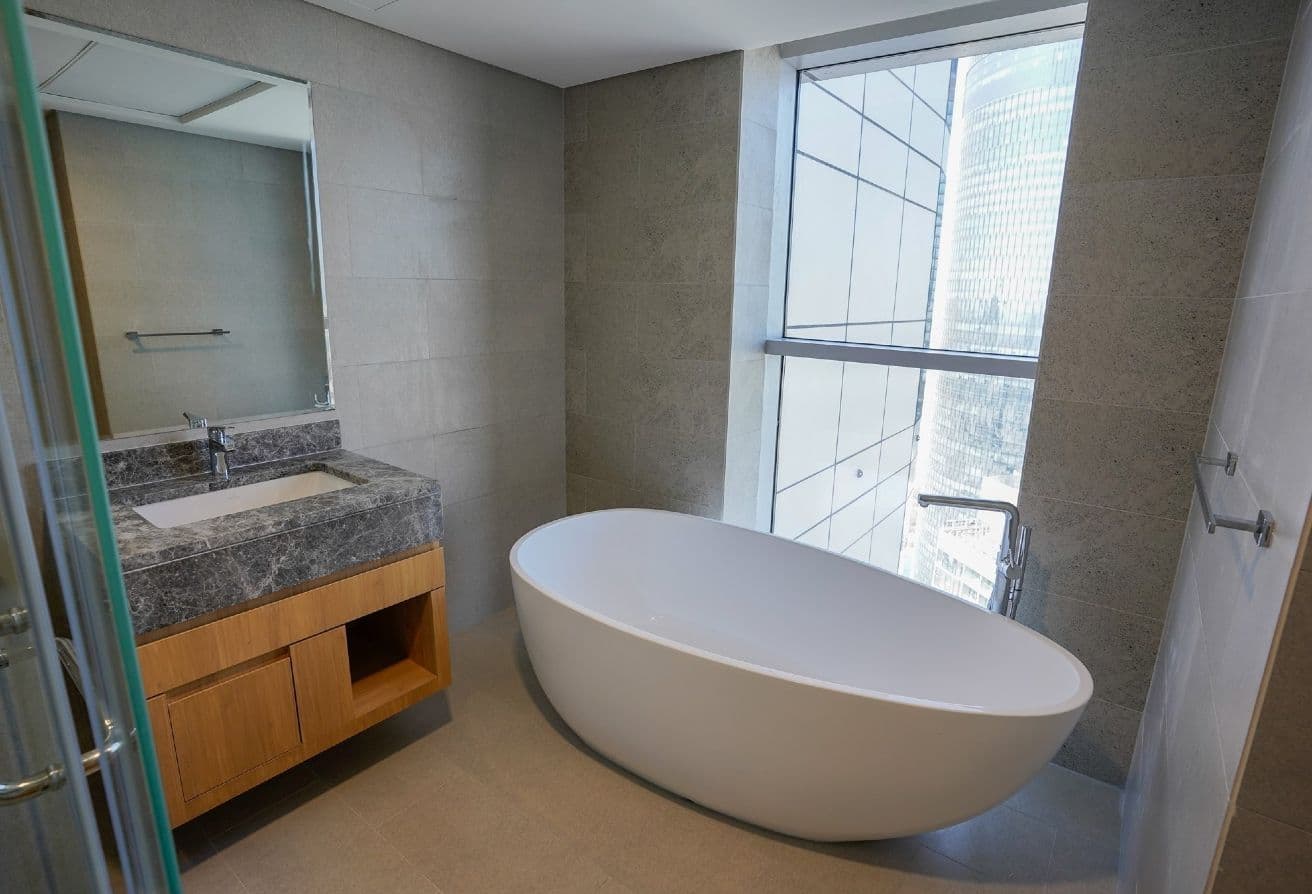 Amazing 2BR+M | High Floor | Prime Area — 14
