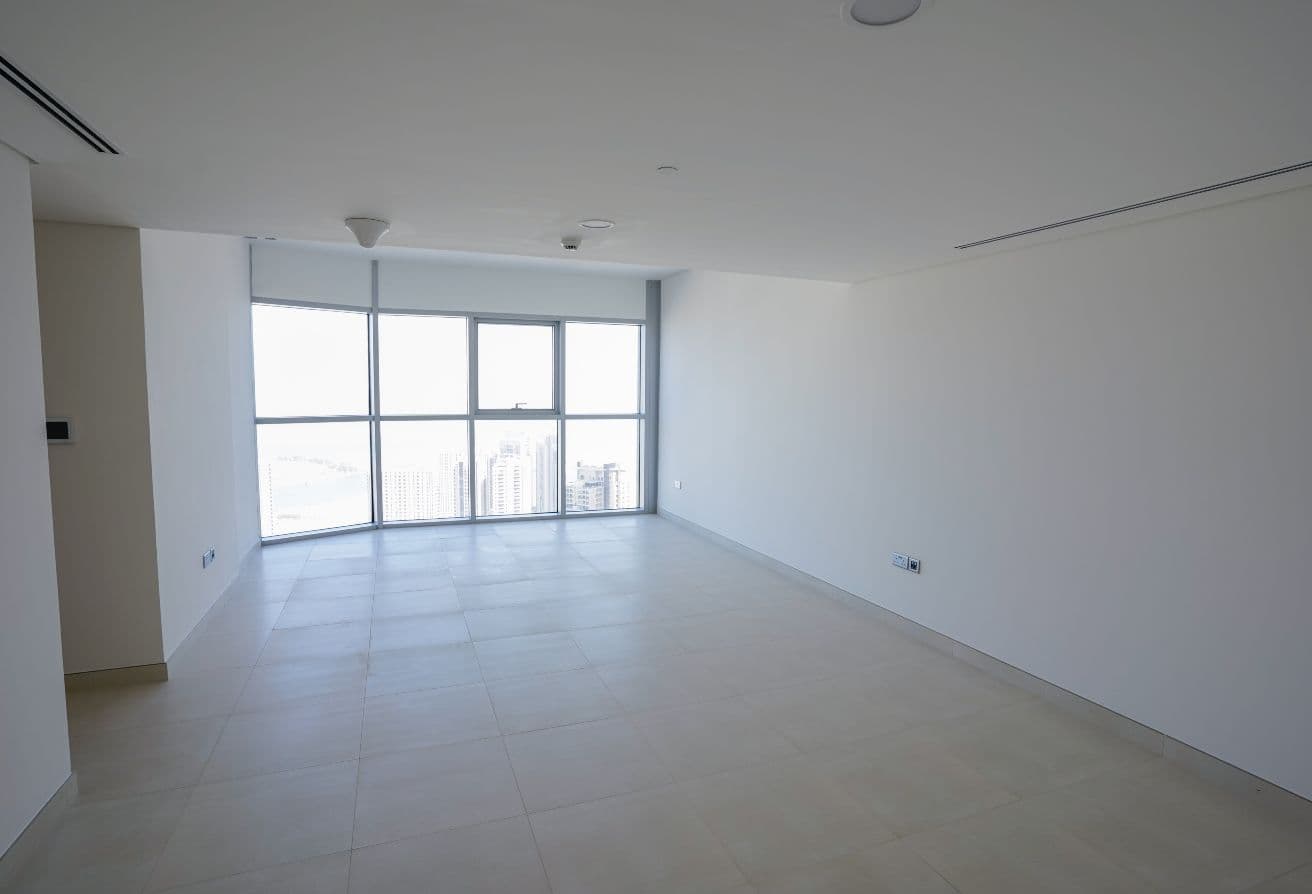 Amazing 2BR+M | High Floor | Prime Area — 2