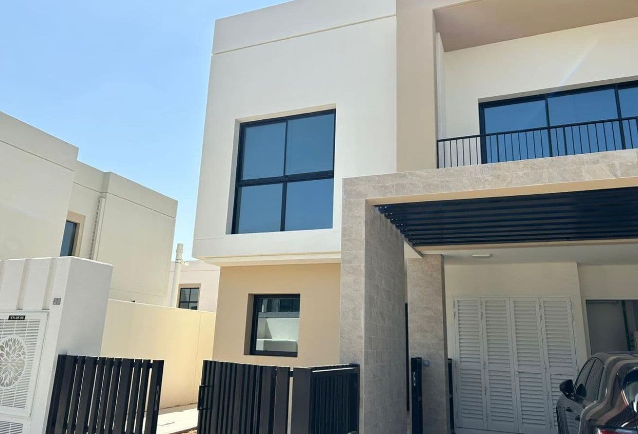 Luxurious Space Villa | Single row | End Unit