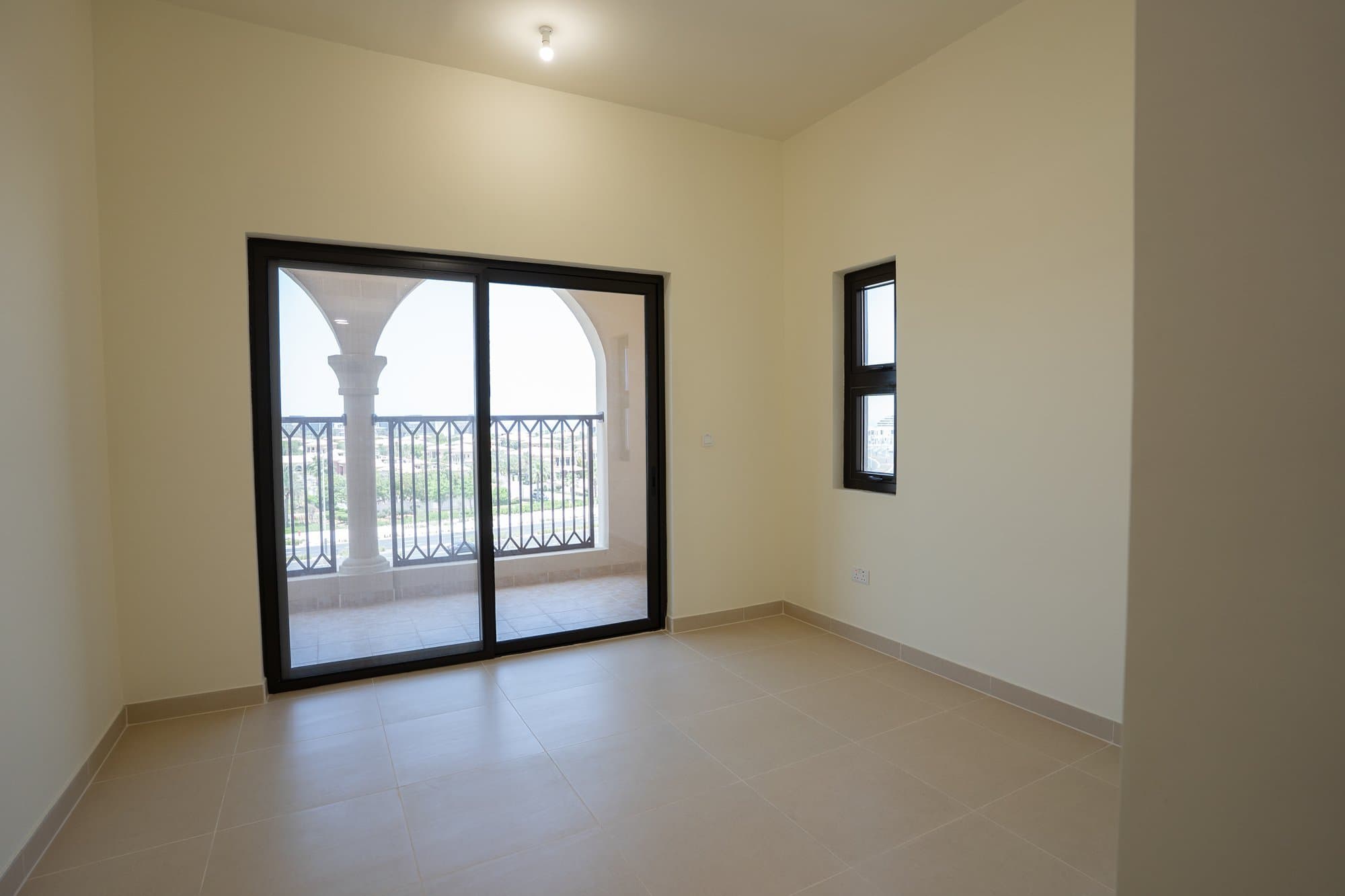 Partial Sea & City View | Prime Location | Balcony — 2