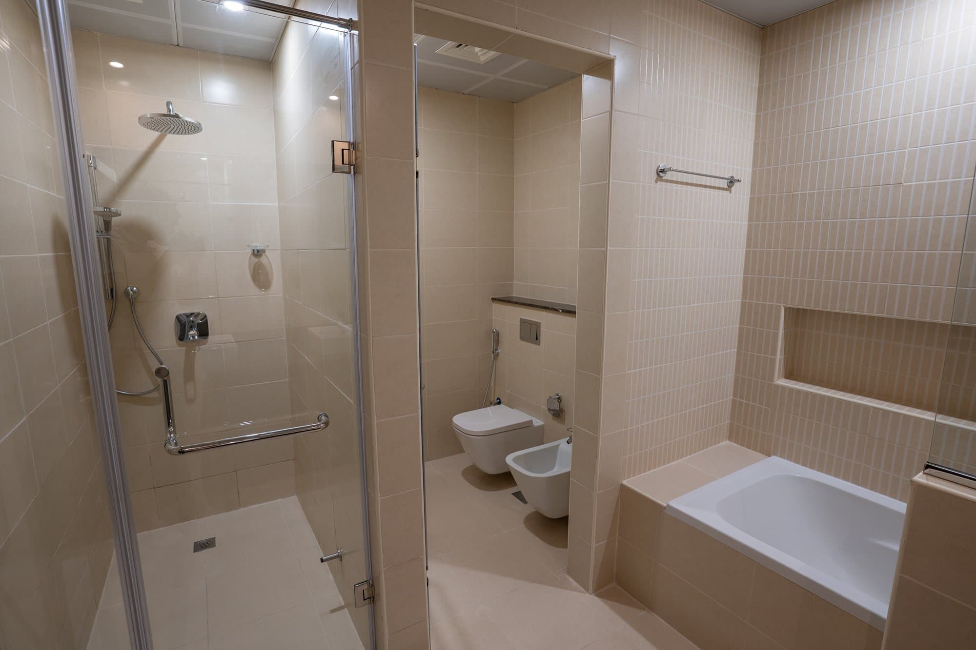 Partial Sea & City View | Prime Location | Balcony — 13