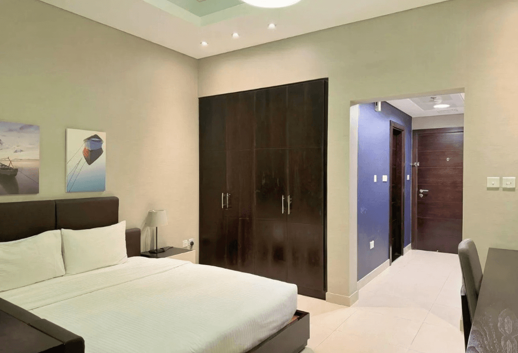 Elegant Studio | Fully Furnished | Luxury Living — 4