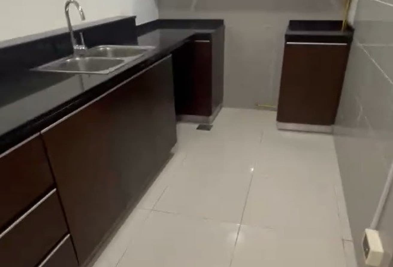 Spacious 1BR | Amazing View | Cozy Balcony — 4