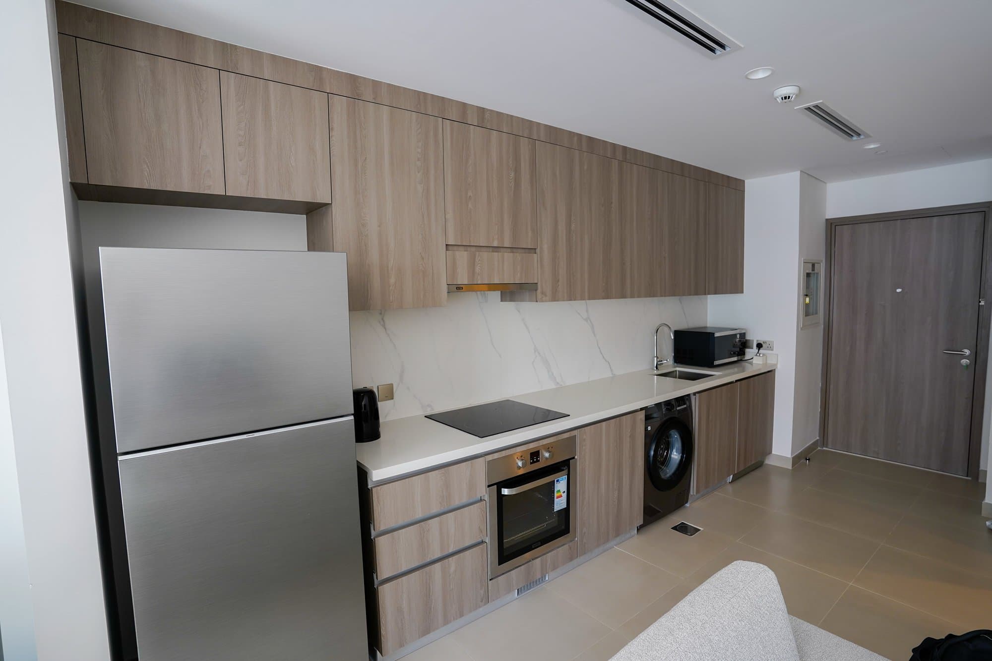 Modern Studio| Fully Furnished| High Floor| Vacant — 9