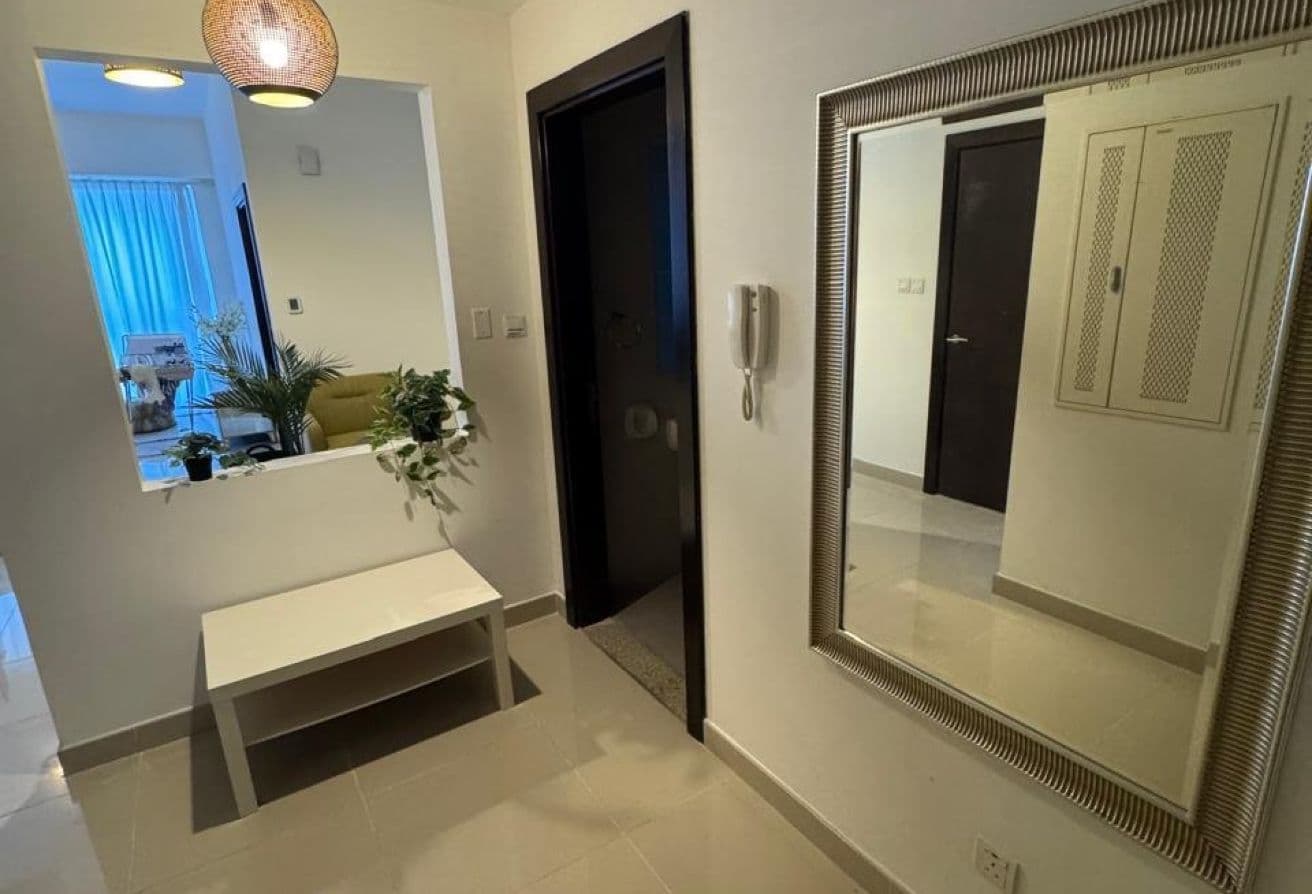 Canal View | Elegant 1BR | Fully Furnished — 3