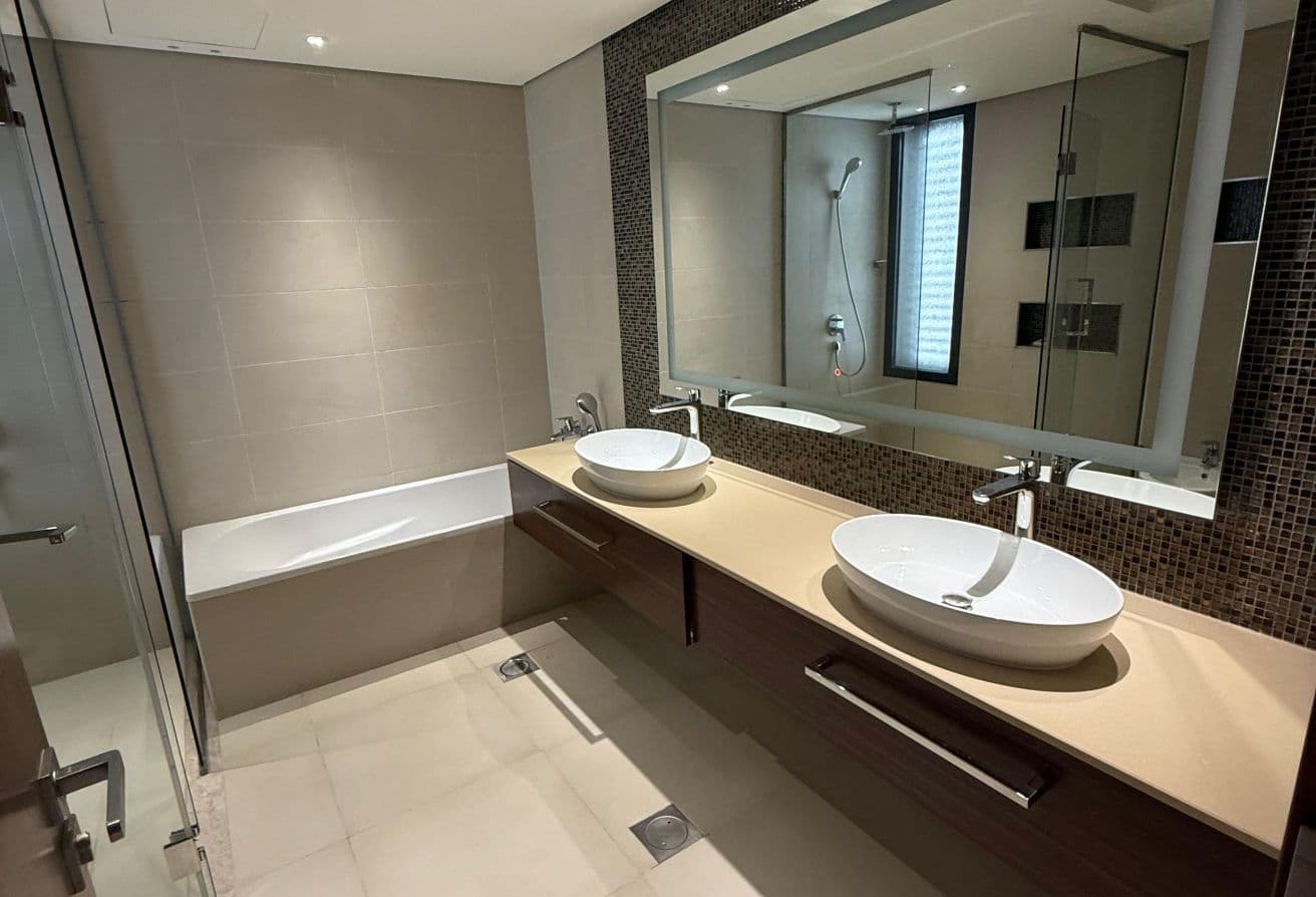 Single Row | Luxury Living | Exclusive Community — 17